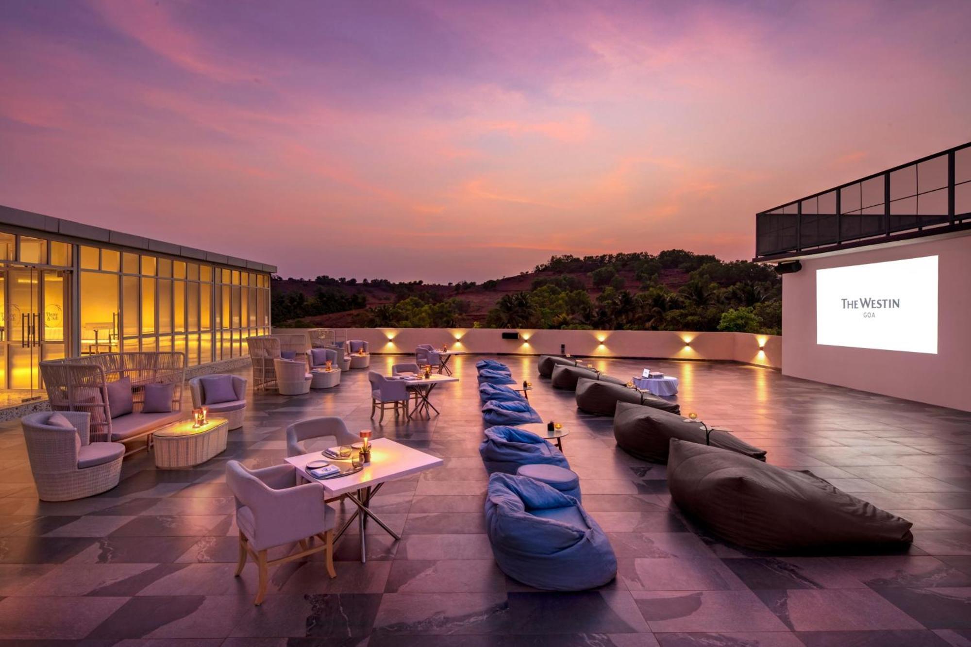 The Westin Goa Hotell Anjuna Exteriör bild