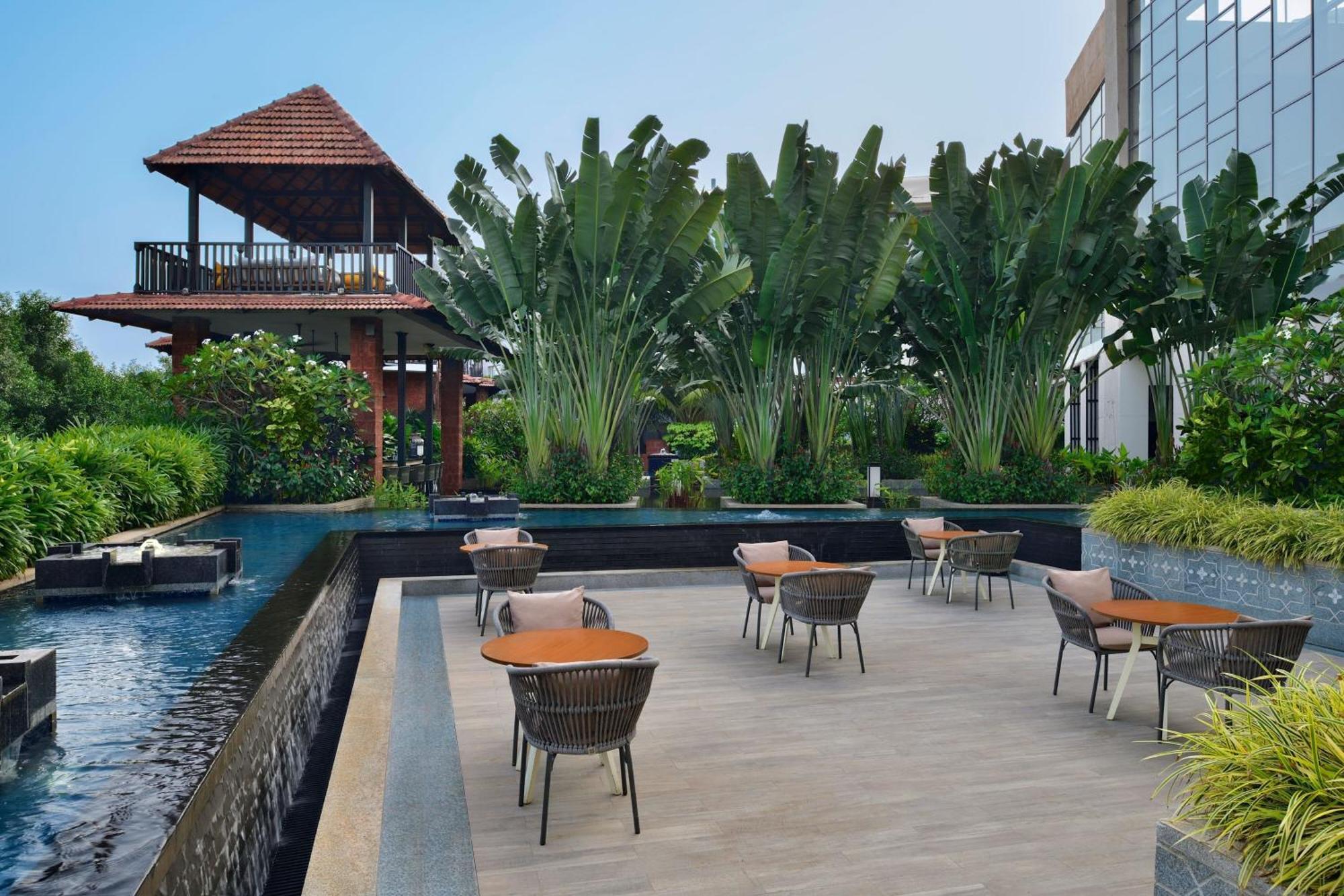 The Westin Goa Hotell Anjuna Exteriör bild