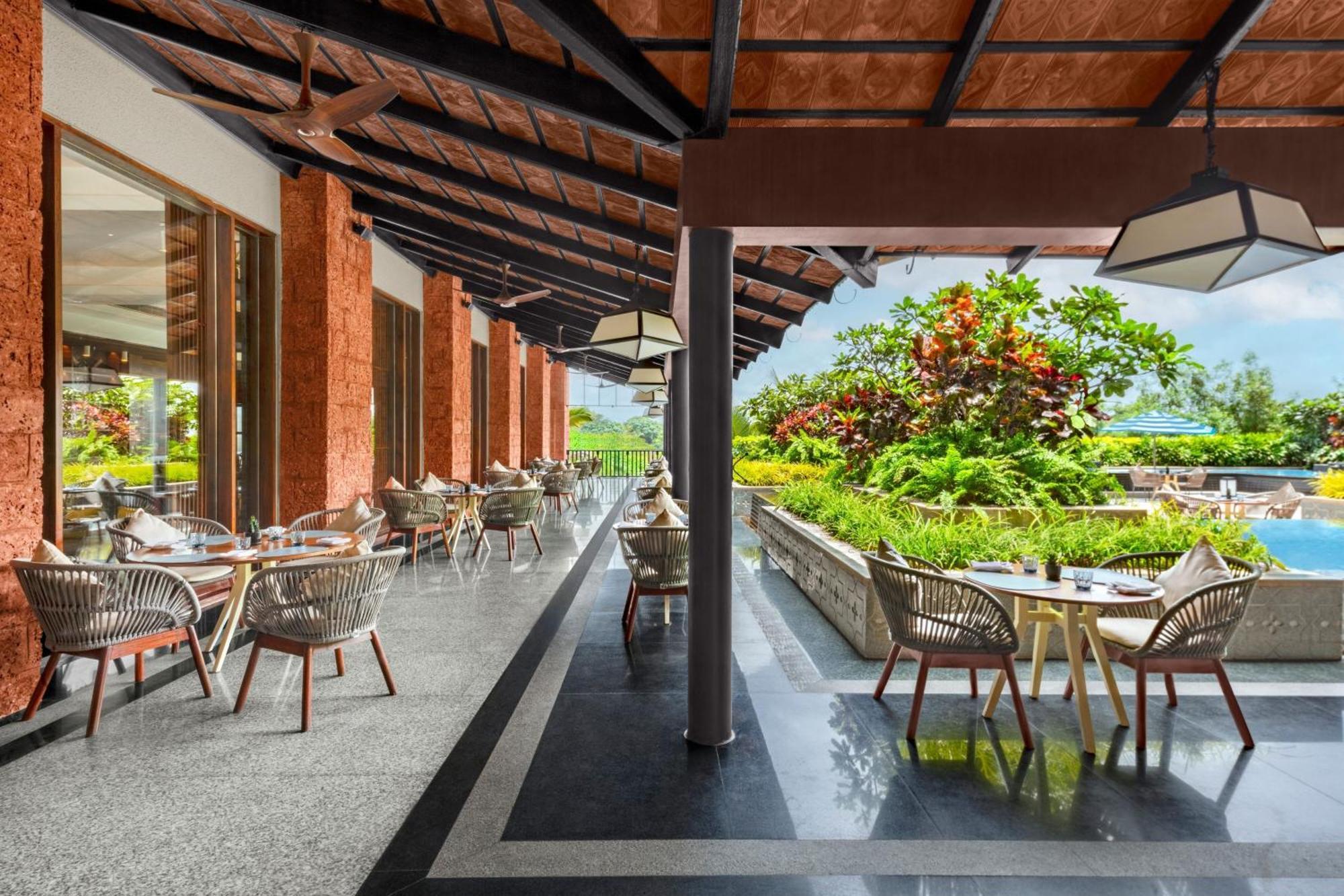 The Westin Goa Hotell Anjuna Exteriör bild